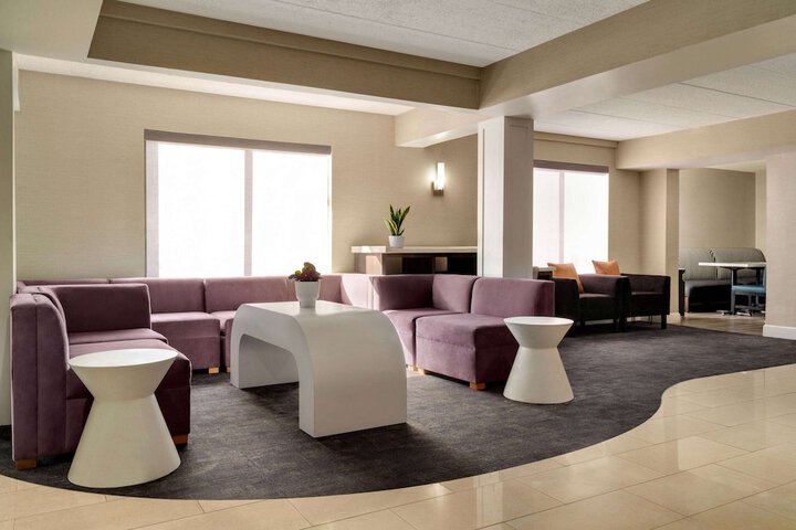 Hotel Interior 5 of 32