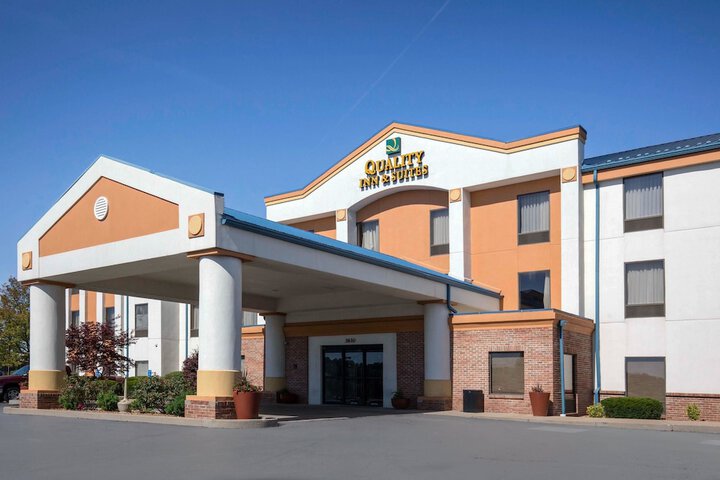 Hotel 2 of 49