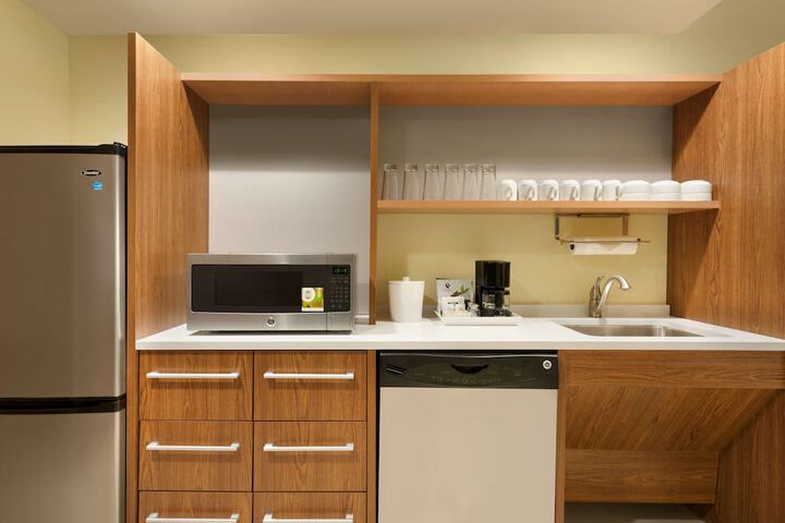 Home2 Suites by Hilton Middleburg Heights Cleveland