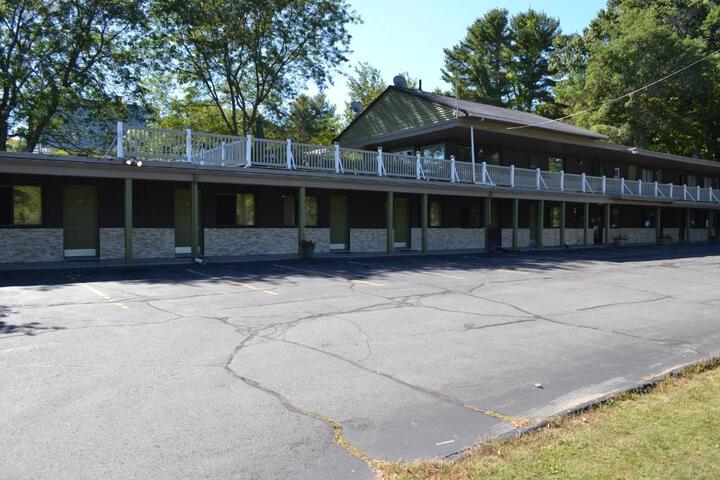 Mount Holyoke Inn