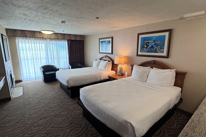 Promenade Inn & Suites Oceanfront