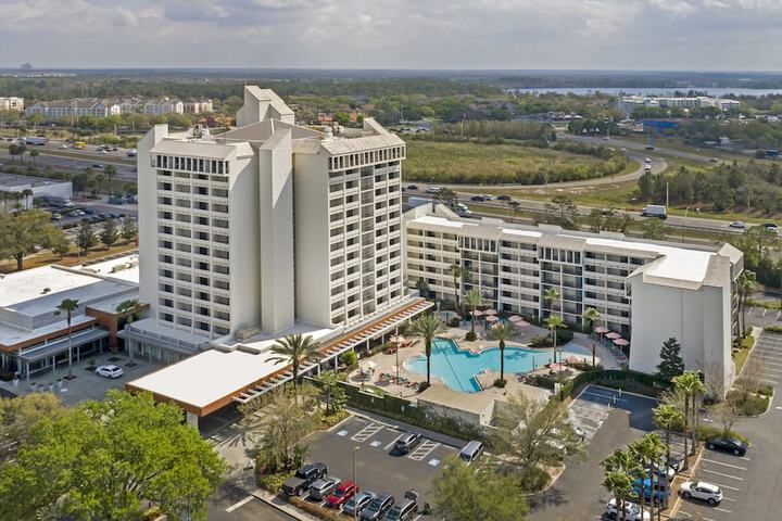 Hotel 4 of 91