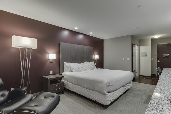 Room 29 of 76