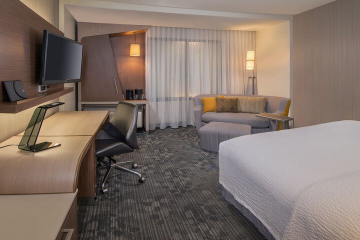 Courtyard by Marriott Omaha East / Council Bluffs IA