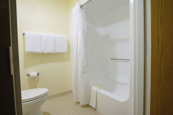 Room 15 of 53