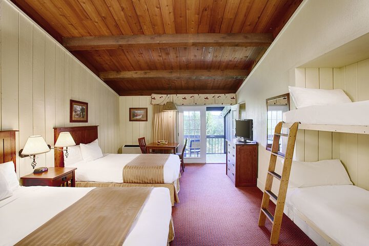 Room 34 of 69