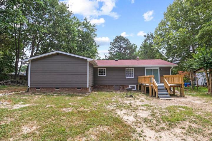 Rose Garden - Delightful Private and Peaceful Home