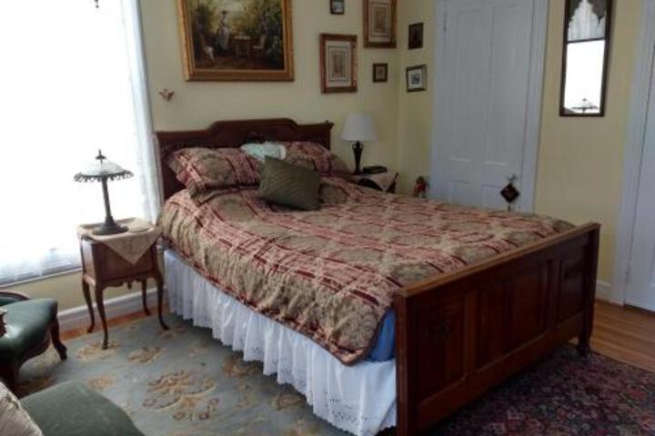 Room 22 of 27