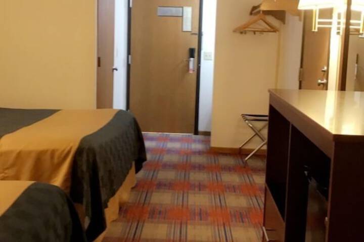 Room 18 of 22