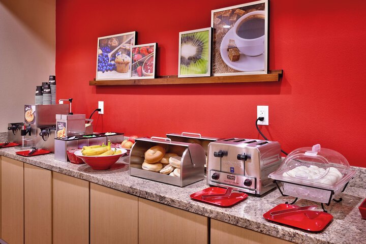 Breakfast/Coffee Service 29 of 30