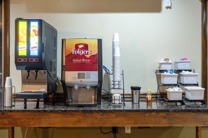 Breakfast/Coffee Service 45 of 50