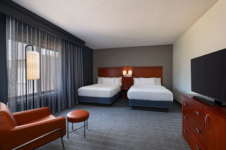 Courtyard by Marriott Fort Worth University Drive