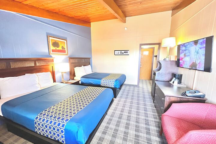 Crossroads Motel