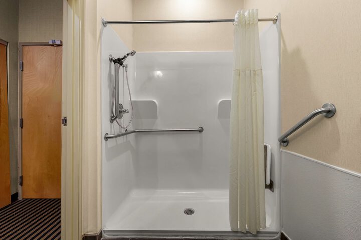 Sonesta Essential Indianapolis Airport