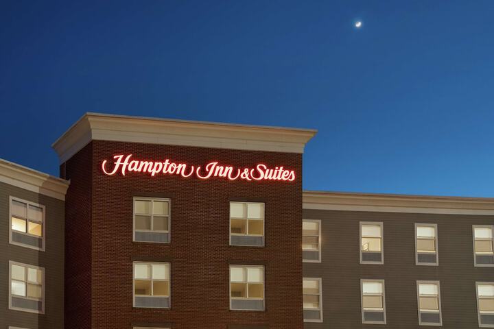 Hotel 2 of 43