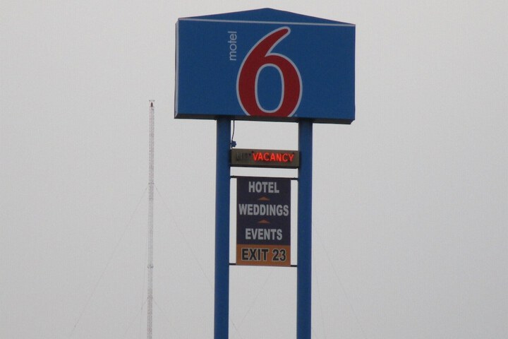 Motel 6 Shartlesville PA