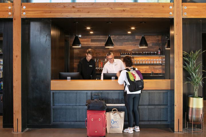 Waypoint Hotel