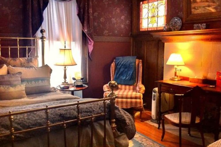 Room 28 of 71