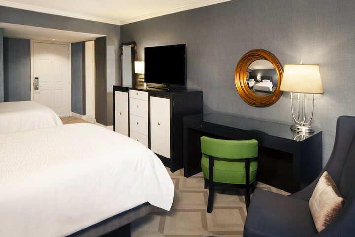 Room 47 of 92