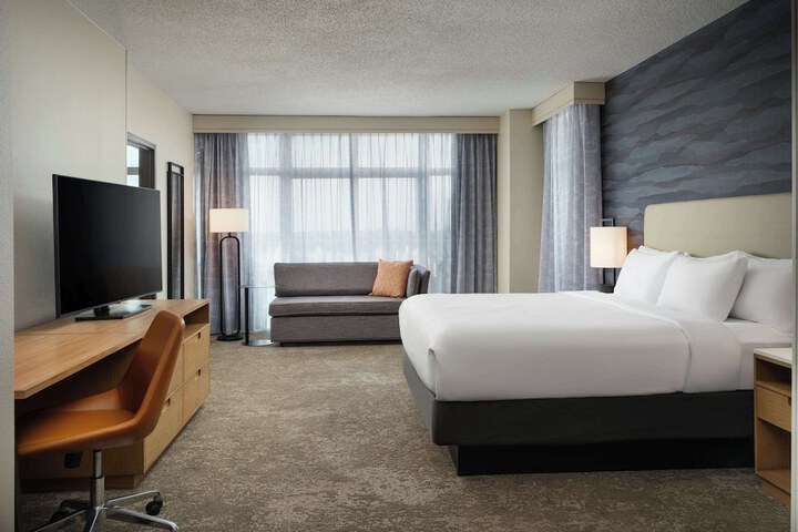 Room 20 of 42