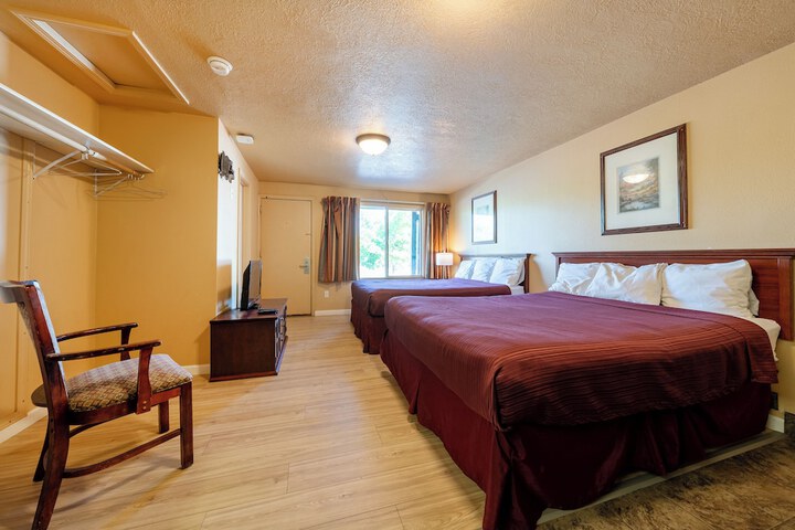 Juniper Motel Madras