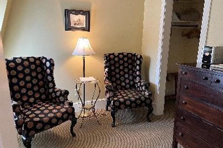 Bay View Inn