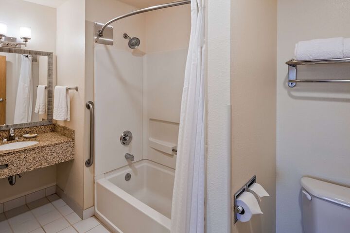 Room 20 of 25
