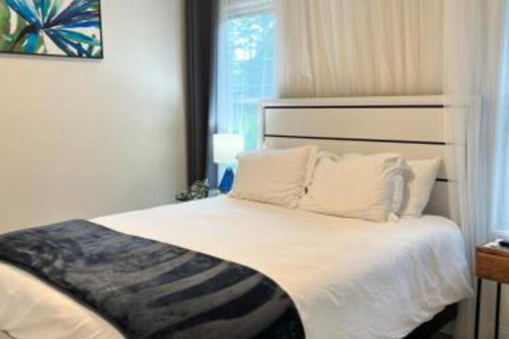 Private Luxury Framingham Condo Near Boston