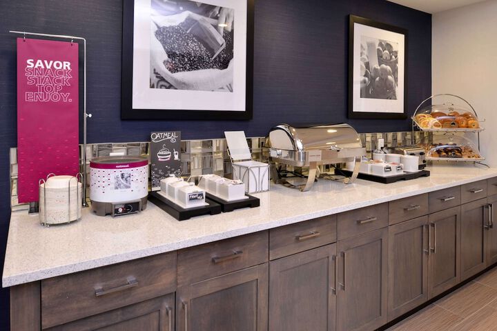Breakfast/Coffee Service 30 of 34