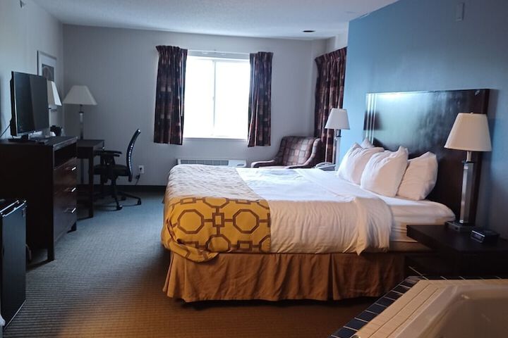 Room 26 of 34