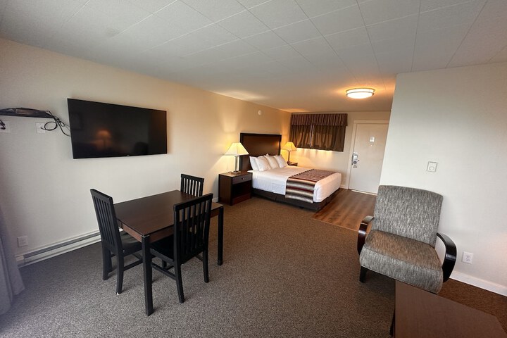 Room 79 of 181