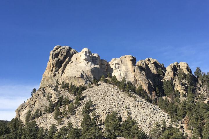 Black Elk Resort Cottages and RV Park