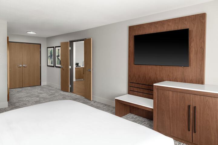 DoubleTree by Hilton Owatonna
