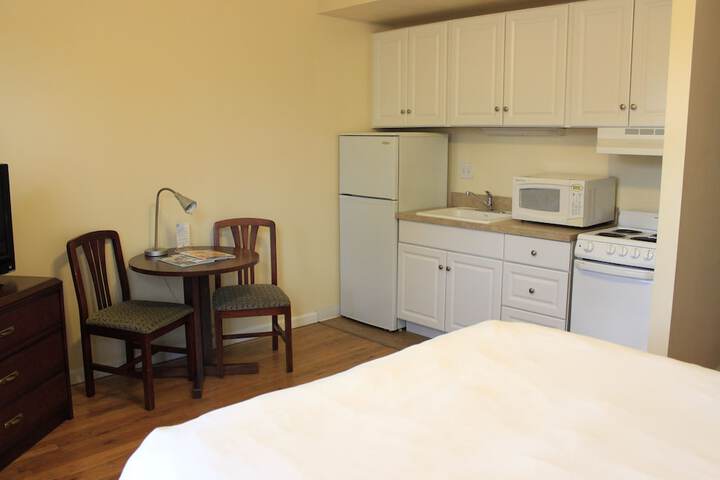 Room 9 of 13