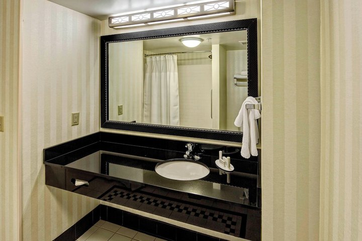 Room 9 of 20