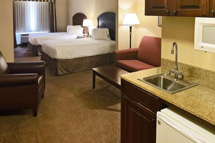 Spark by Hilton Catoosa Tulsa