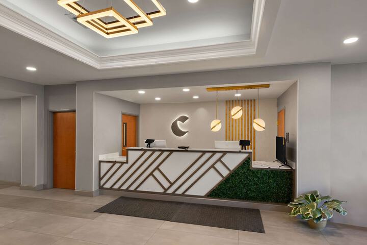 Hotel Interior 10 of 34