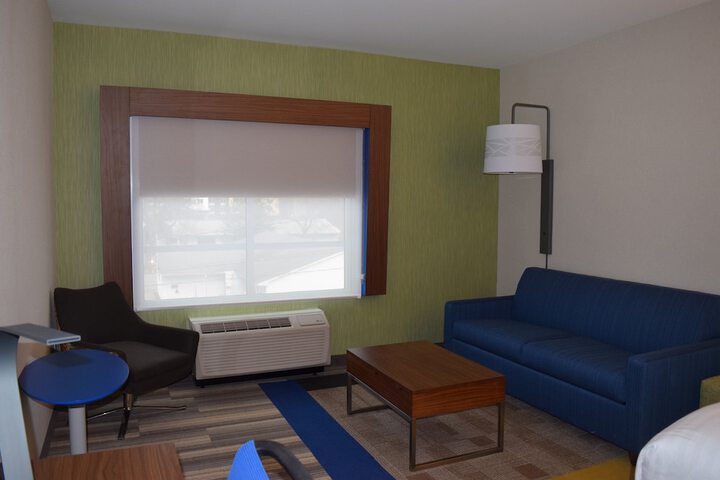 Room 55 of 91
