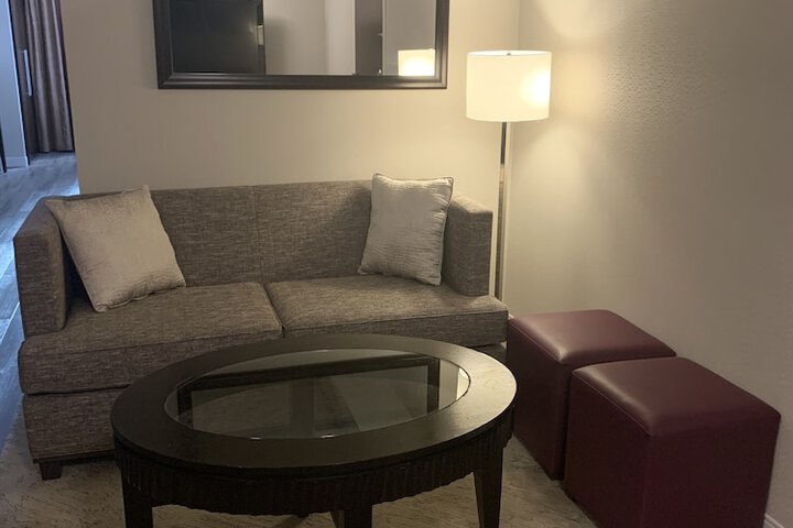 Room 22 of 49