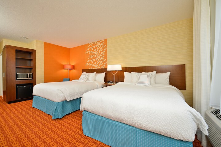 Room 32 of 50