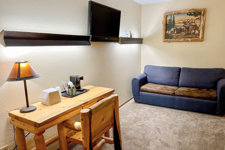 Room 17 of 47