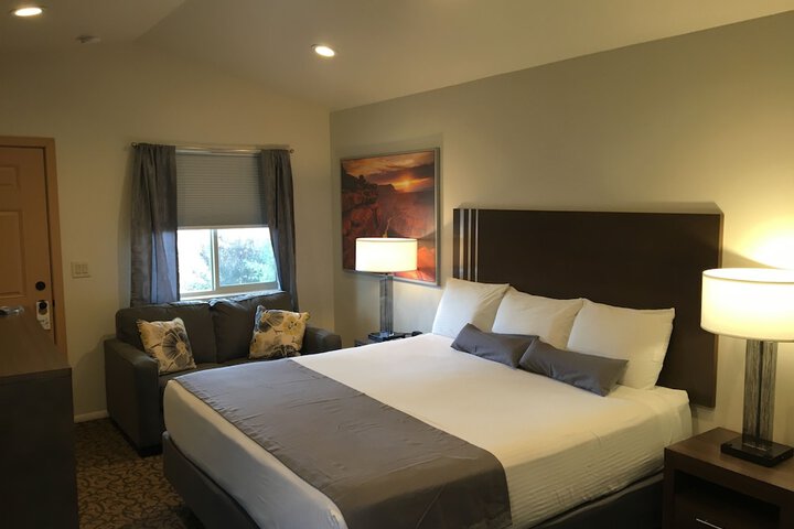 Room 48 of 73