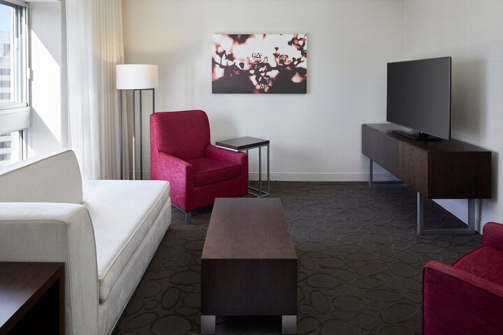 Room 12 of 73