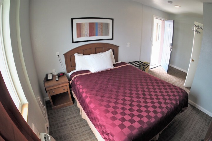 Room 36 of 37