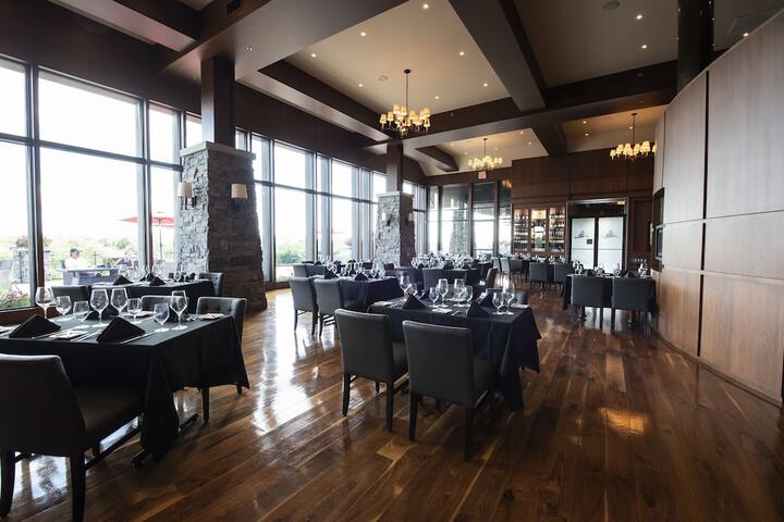 Dining 89 of 127
