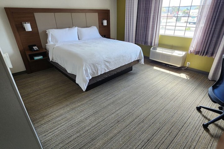 Holiday Inn Express Lompoc by IHG