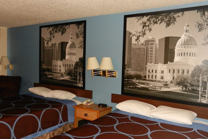 Room 39 of 46