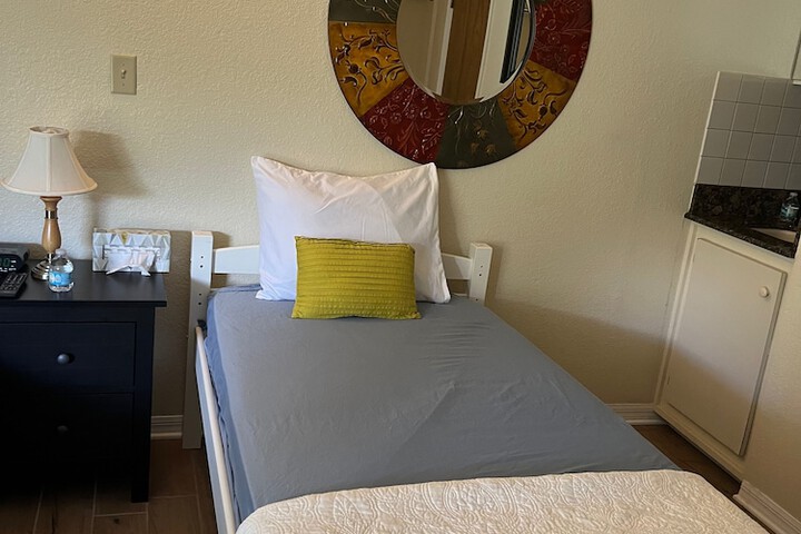 Mar Bay Motel & Suites