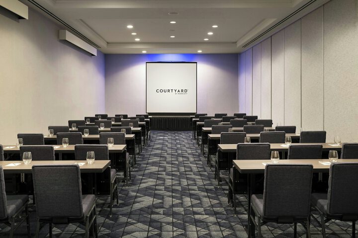 Courtyard by Marriott Long Beach Downtown