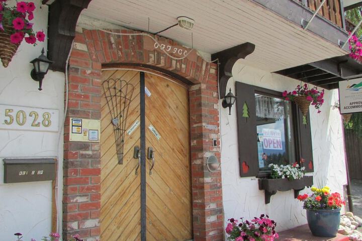 Gables Motel